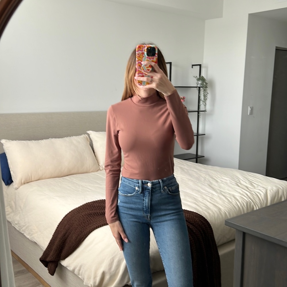 NWOT Abercrombie body suit